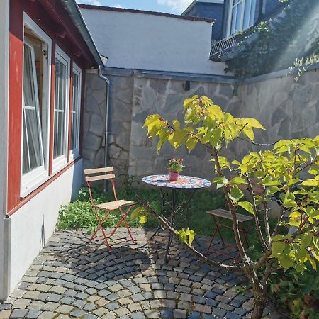 Rheingau - Schoene Moeblierte Ferienwohnung Eltville am Rhein Buitenkant foto