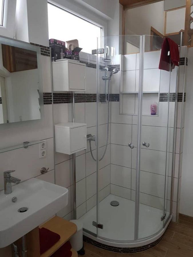 Rheingau - Schoene Moeblierte Ferienwohnung Eltville am Rhein Buitenkant foto
